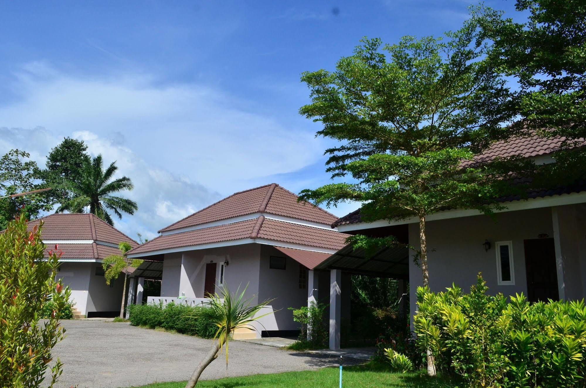 Baansuan Rimnam Resort Krabi town Dış mekan fotoğraf